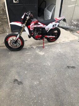 Husqvarna sm 125