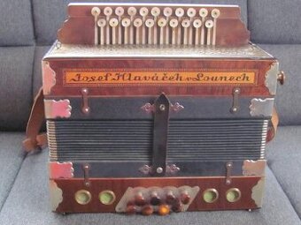 Josef Hlaváček-3hlasná