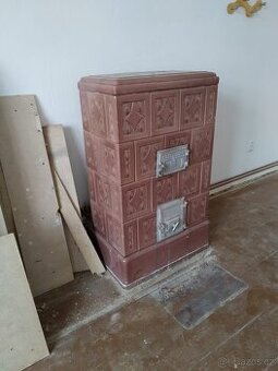 Prodám rozebraná kachlová kamna