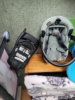 Vajíčko Besafe se základnou na izofix