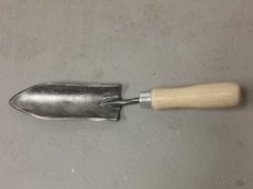 Kvalitní NOVÁ kovaná zahradní lopatka menší - vyrobeno v ČR