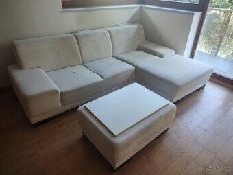 KONFERENČNÍ STOLEK - délka 85 cm x šířka 60 cm x výška 35 cm