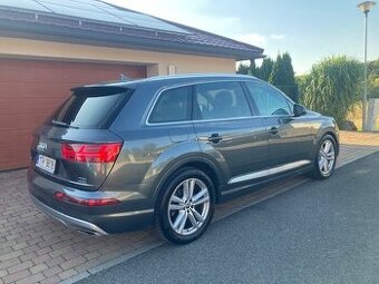 AUDI Q7 3.0 TD S-Line - 1