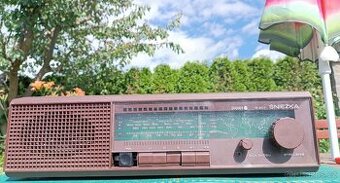 Retro stolní mono rádio Diora Sniežka R207 - 198ž