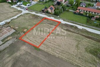 Hořátev, prodej stavebního pozemku 909 m2, okr. Nymburk.