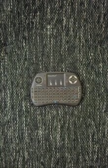 - ovladač k chytré TV, k PC