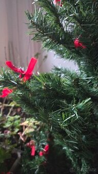 Prodám vánoční umélý stromek