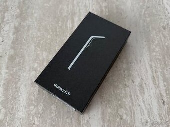 Samsung Galaxy S25 - 128GB tmavomodrá