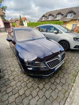 Škoda Superb L&K 140kW 4x4 DSG 80tis km ČR DPH WEBASTO