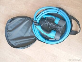 Prodám originální nabíjecí kabel Huyndai 22kW