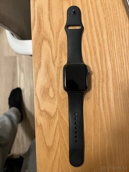 Apple Watch SE (1. generace)