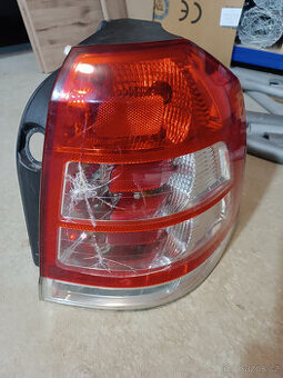 Pravé zadní světlo na Zafira B 2014