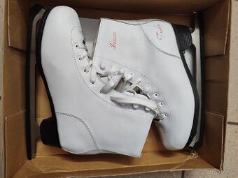 Dámské lední brusle vel.40