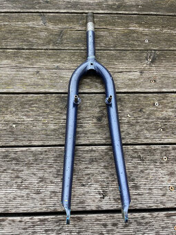 Pevná ocelová vidlice 913g. / 1 palec / MTB retro