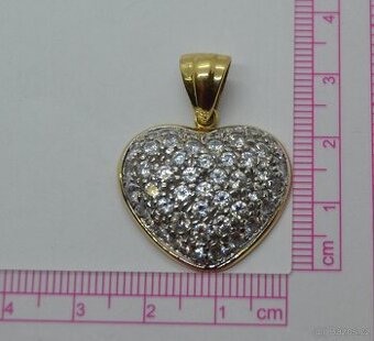 Velký zlatý přívěsek s kamínky