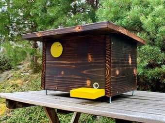 Čmelín - domek pro čmeláky
