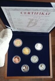 Sada oběžných mincí 2017 Proof v dřevěné etui