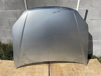 Fiat Croma - přední kapota