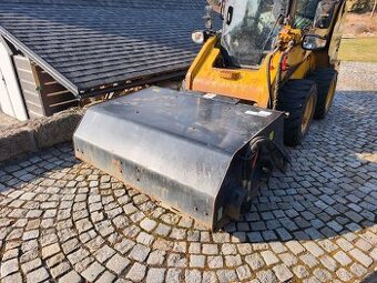 Zametací stroj CAT BU 115