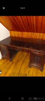 Starožitný stůl