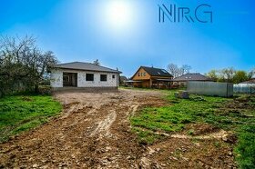 Prodej rodinného domu 90m2, pozemek 1000 m2, Poďousy - 1
