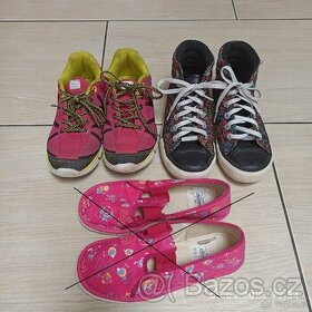 Dívčí obuv, vel. 31-32
