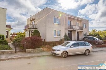 Prodej dvougeneračního domu s garáží a zahrádkou, Moravské B