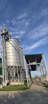 Silo na obilí nebo pelety