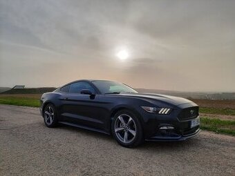 Ford Mustang 3.7 V6, MANUÁL, 2016, 96tis km