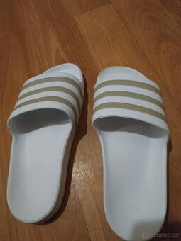 Adidas pantofle