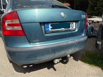 Víko kufru, zadní světlo Octavia 2 sedan/liftback