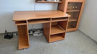 PC stůl