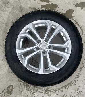 Alu Dezent 5x114,3 7Jx18 ET35 + Zimní 225/60R18 Toyota
