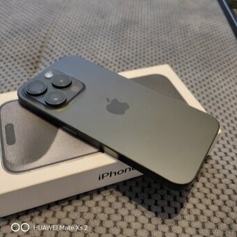 iPhone 15 Pro Top stav - 1