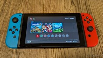 Nintendo Switch + příslušenství + hry