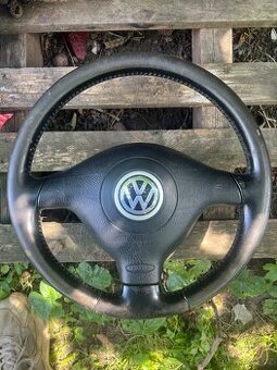 Tříramenný volant VW Golf IV