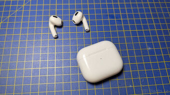 AirPods 3