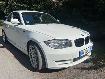 Bmw 120d Coupé manual e82 krasny 205Ps