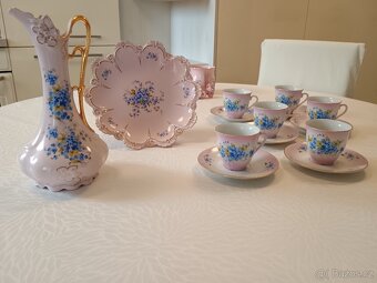 Růžový porcelán