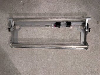 Nástěnný držák na televizi, integrovaná vodováha