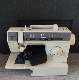 Šicí stroj Singer