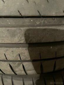 Toyo 245/45/19 kvalitní japonské vzorek 90% Michelin sport p