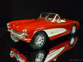 Chevrolet Corvette 1957 červený Bburago 1/18