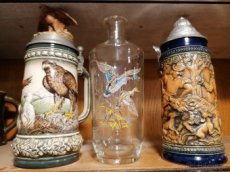 Karafa s Mysliveckou tematikou