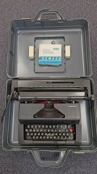 Kufříkový psací stroj Remagg