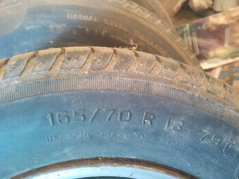 obutá kola na Felicii