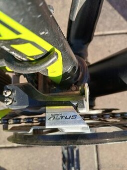 Dámské trekingové kolo 18"