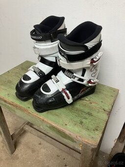 Prodám lyžařské boty lyžáky Dalbello vel 41