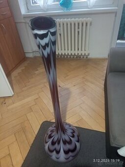 Váza od sklářů z Janstejna úplně nová bez známky používání