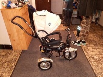 Tříkolka-kočárek